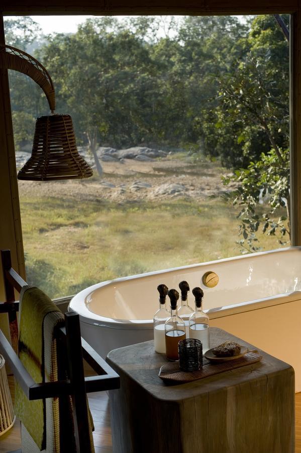 Banjaar Tola Kanha National Park - A Taj Safari Lodge Экстерьер фото